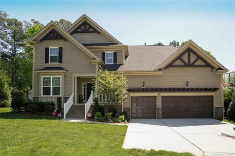 394 Cove Creek Loop