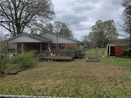 2703 Gail Avenue sold home in Crawford Heights, Gastonia, NC