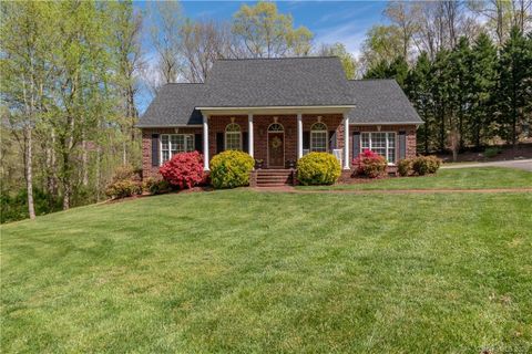 720 Amherst Court sold home in Western Hills, China Grove, NC