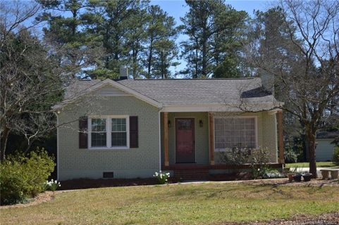 1112 Myrtle Drive