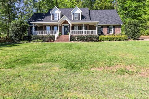 215 Earles Fort Road sold home in Earles Fort, Landrum, SC