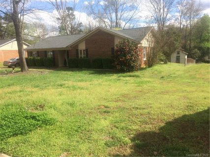 9018 Trailhead Court
