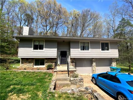 13 Crestbrook Drive