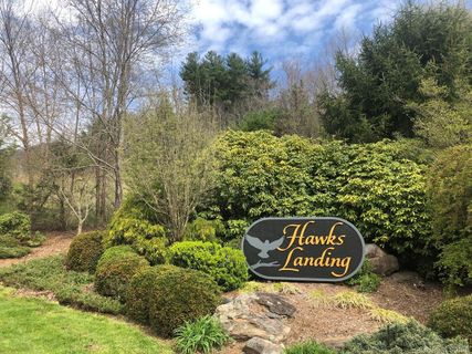 11 Hawks Landing None