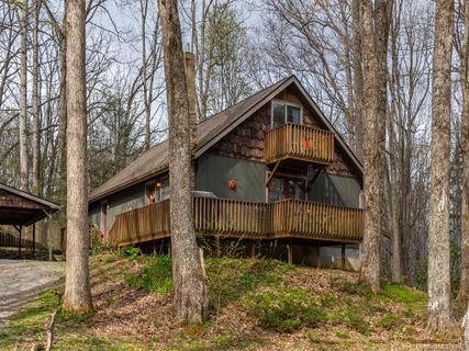 80 Crestmont Drive