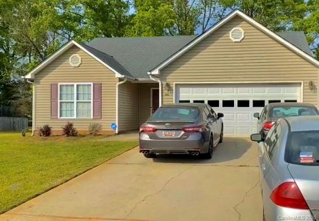 815 Prestwick Drive