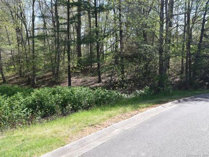 Lot 2 Berry Hill Drive sold home in Berry Hill, Hendersonville, NC