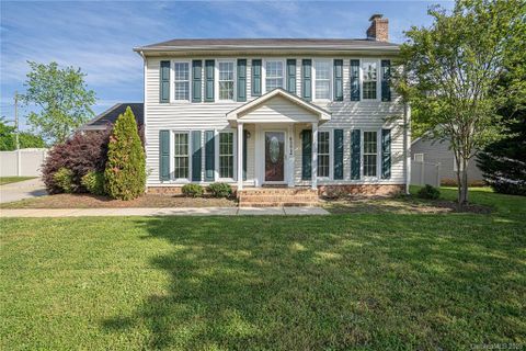 6501 Porterfield Road sold home in Woodcreek, Charlotte, NC