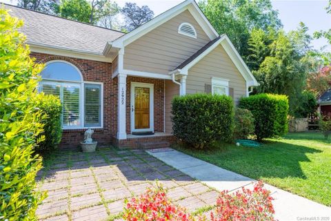 12922 Silbury Lane