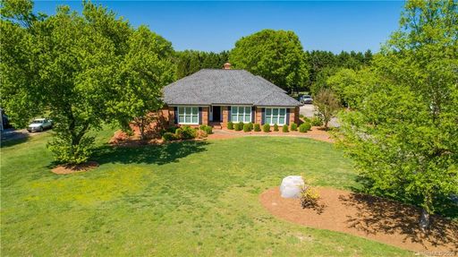 416 Cottonfield Circle