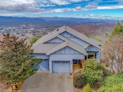 115 Distant View Drive sold home in The Views Of Asheville, Asheville, NC