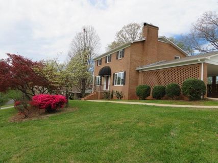 119 Lucky Hollow Road