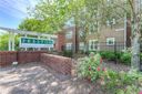 1000 E Woodlawn Road 416 sold home in Charlotte, SC