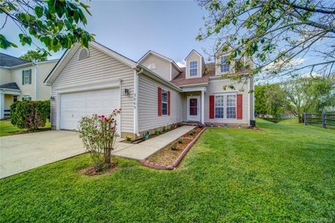 3069 Hawick Commons Drive
