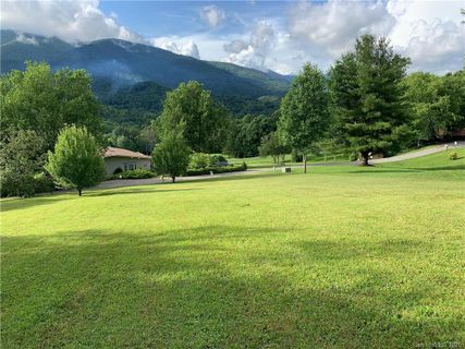 Lot 22 Sams Trail sold home in Balsam Meadows, Waynesville, NC