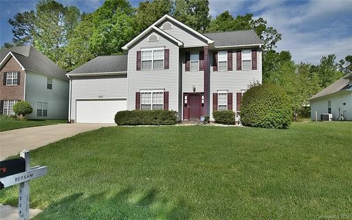 1559 Matthews Drive sold home in Gracewood, Rock Hill, SC