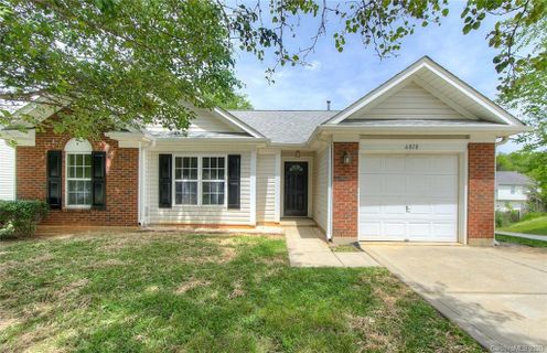 6010 Briggs Drive