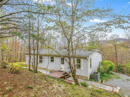 150 Winding Ridge Road