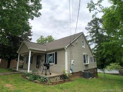 542 Englewood Street