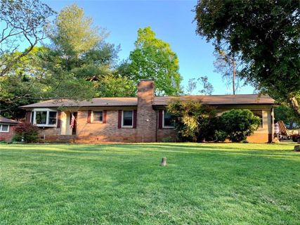 3223 Jurney Avenue sold home in Westwood, Statesville, NC