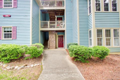 768 Marsh Road