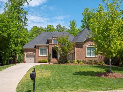 1107 Bromley Drive