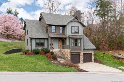 7 Ledgestone Drive