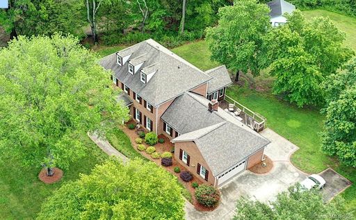 2416 Greenbrook Parkway sold home in Providence Woods South, Matthews, NC