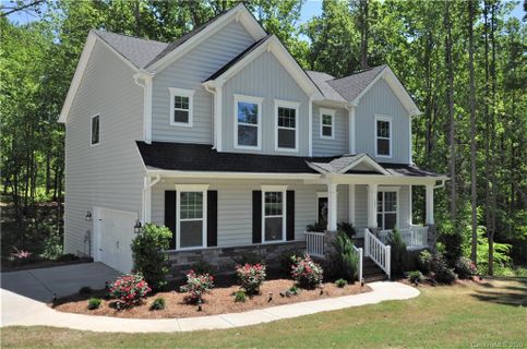 121 Harvest Wind Court sold home in Autumn Grove, Mooresville, NC