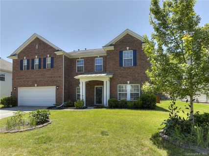 228 Loch Stone Street