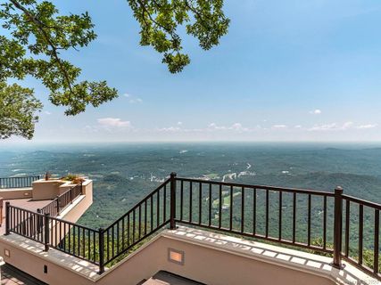 501 Sunset Ridge Drive