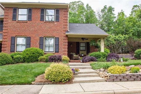 8433 Coulwood Oak Lane sold home in Coulwood Oaks, Charlotte, NC