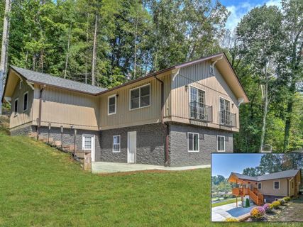 207 Beechwood Lakes Drive