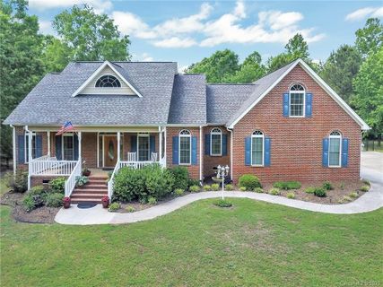 2780 Pinewood Road sold home in Cherry Hills, Chester, SC