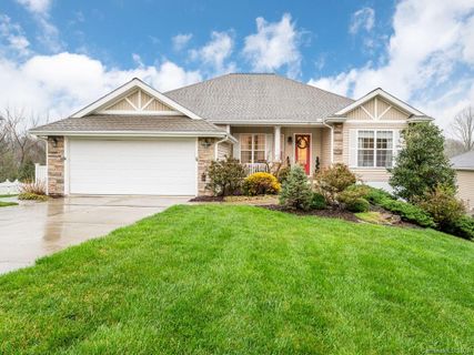 32 Talon Trail Lane sold home in Eagle Chase, Etowah, NC