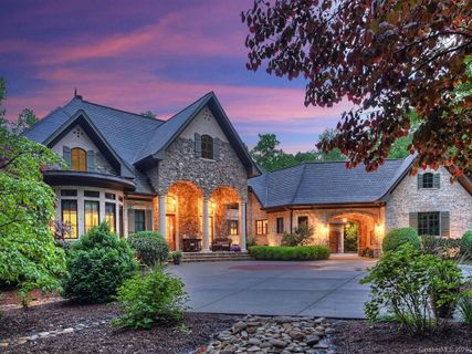 500 Greywalls Lane