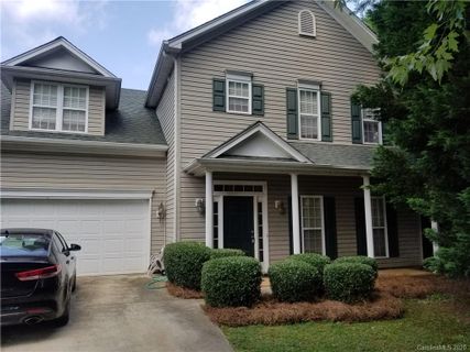 1704 Chinchester Lane