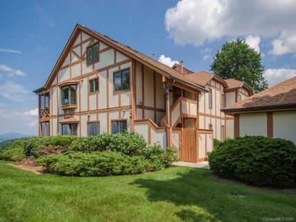 403 Fleetwood Plaza