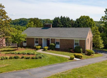 109 Grandview Court