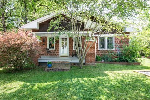 44 Laurel Loop