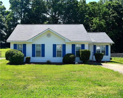 6341 Elgywood Lane sold home in Hunters Chase, Charlotte, NC