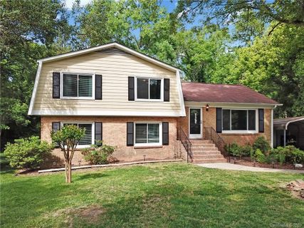 7508 Cornwallis Lane