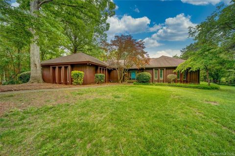 6209 Dovefield Road