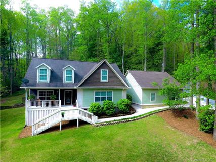 31 Chestnut Hill Road