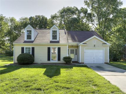 Previously sold for $256,000