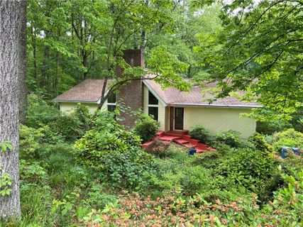 1496 Fairway Drive