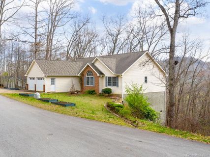 91 Windy Park Way sold home in Windwood Park, Candler, NC
