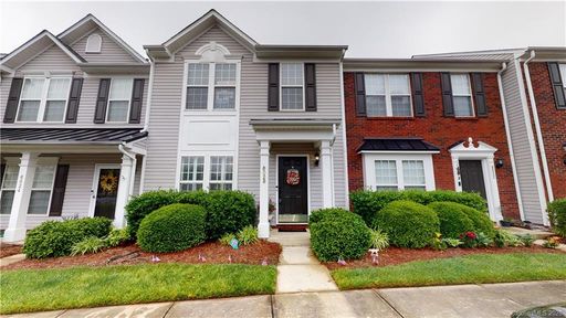 6028 Sapwood Court 40 sold home in Parkside Townhomes, Matthews, NC