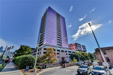 315 Arlington Avenue 1601