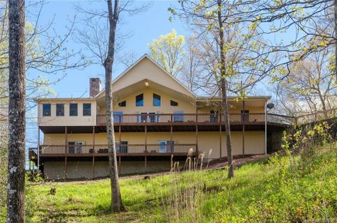 176 Hickory Hill Circle 49 & 57 sold home in Spruce Pine Golf and Country Club, Spruce Pine, NC